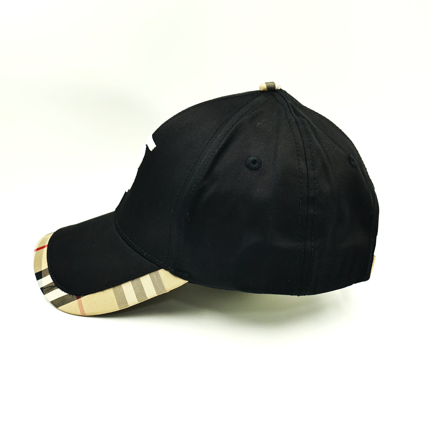 Burberry Black-Beige Cap